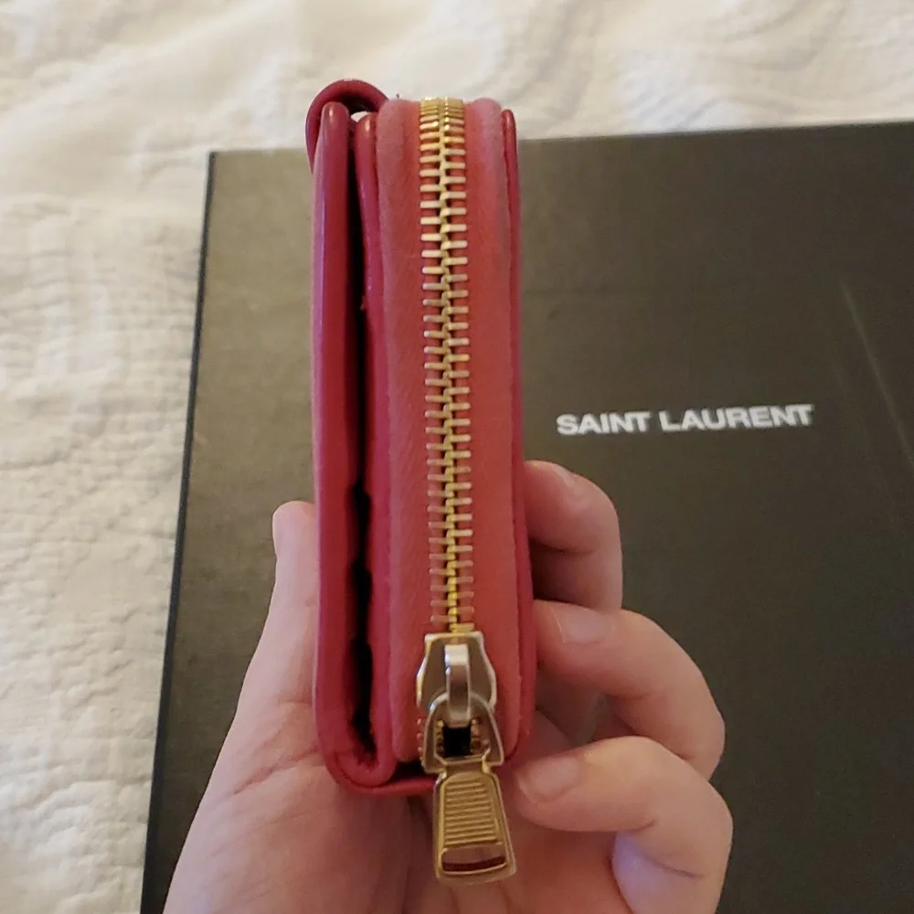 Yves Saint Laurent wallet - Picture 6 of 12